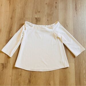 TUCKERNUCK Women’s Off-Shoulder Top in White